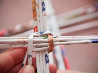 Плетение корзин и других предметов интерьера из газетных трубочек: мастер-классы, видео-инструкции